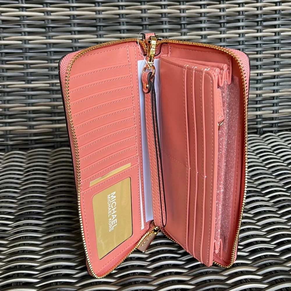 Michael Kors Jet Set Travel Large Travel CONTINENTAL  Sherbert
